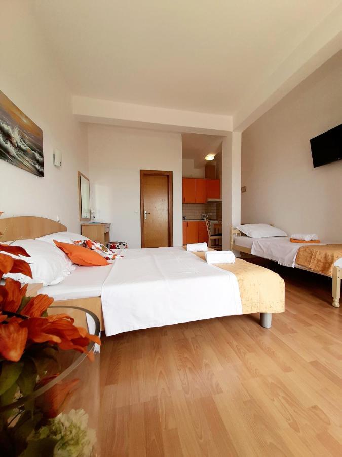 Apartments Akmadzic Makarska Eksteriør bilde