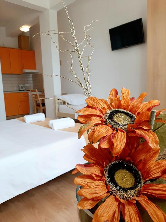 Apartments Akmadzic Makarska Eksteriør bilde