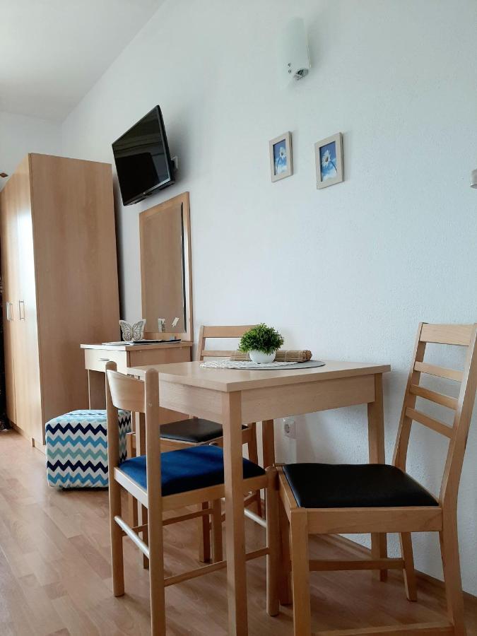 Apartments Akmadzic Makarska Eksteriør bilde